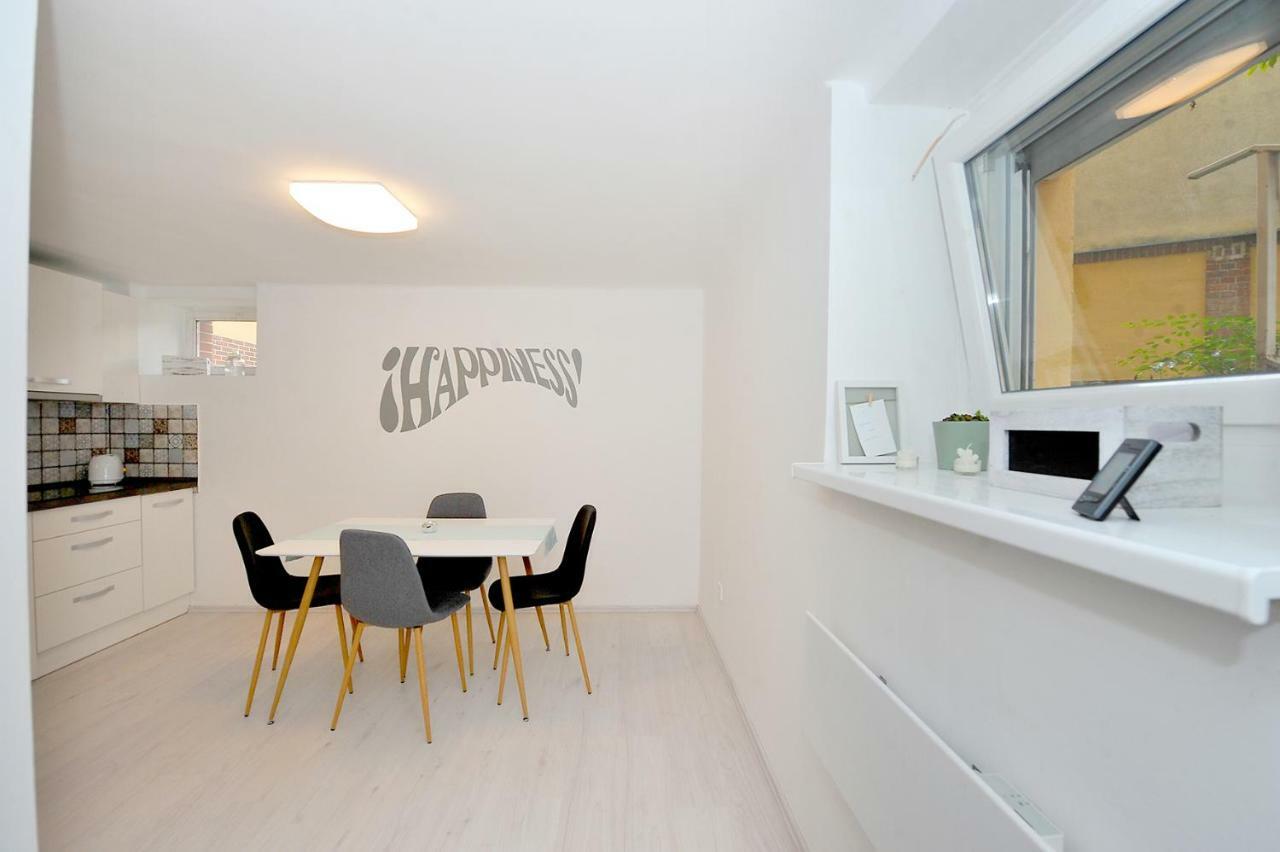 Pure Apartman Pécs Exterior foto